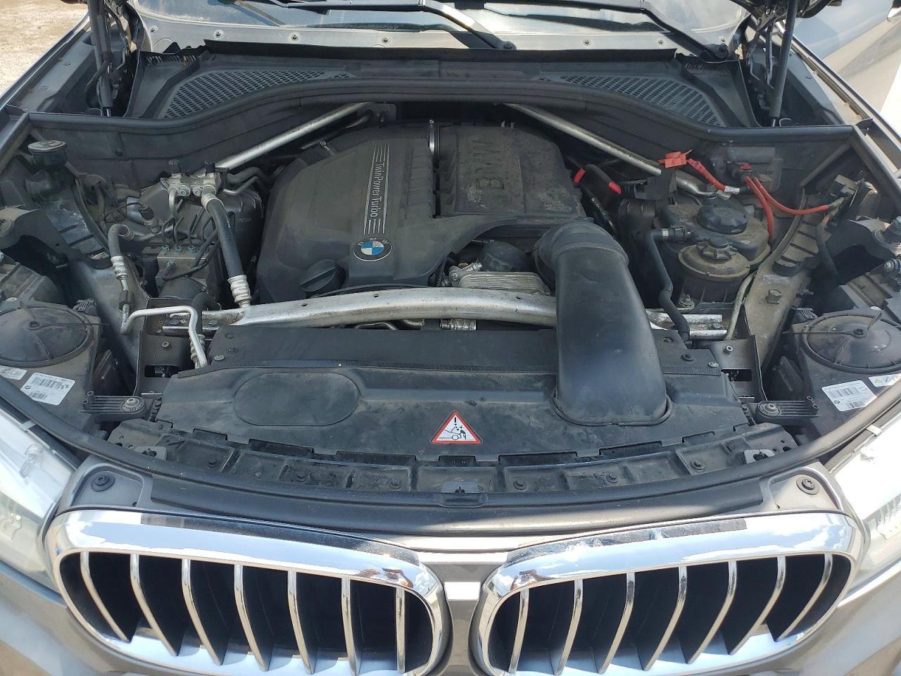 2014 BMW X5 xDrive35I - zdjęcie 11