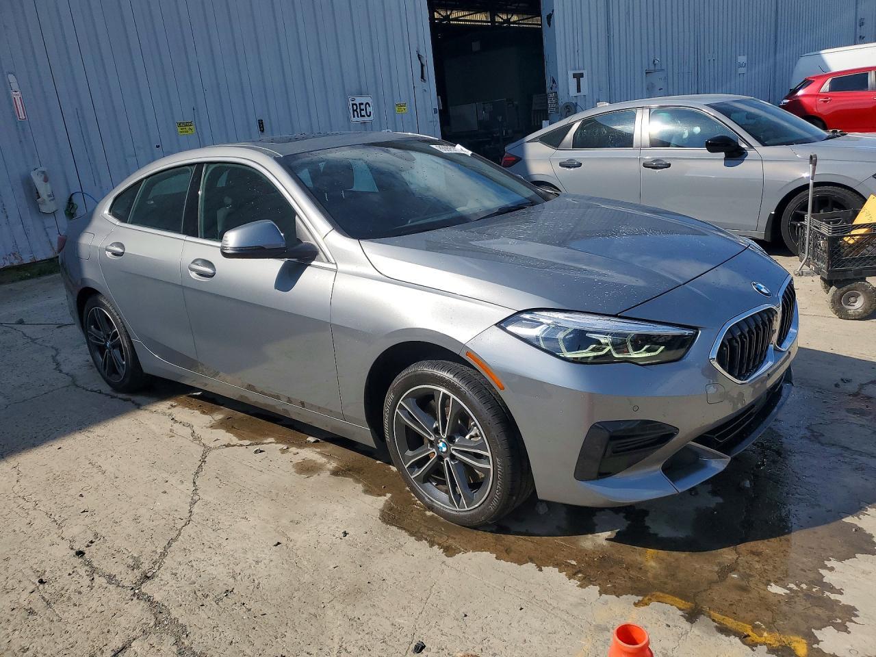 2024 BMW Seria 2 228i - zdjęcie 4