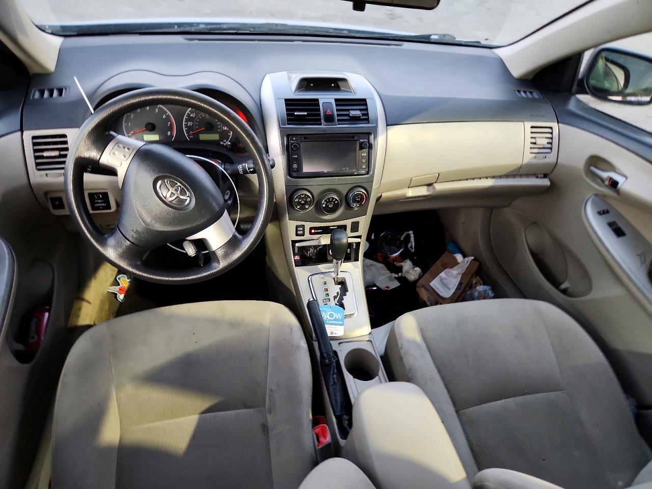 2013 Toyota Corolla - zdjęcie 8