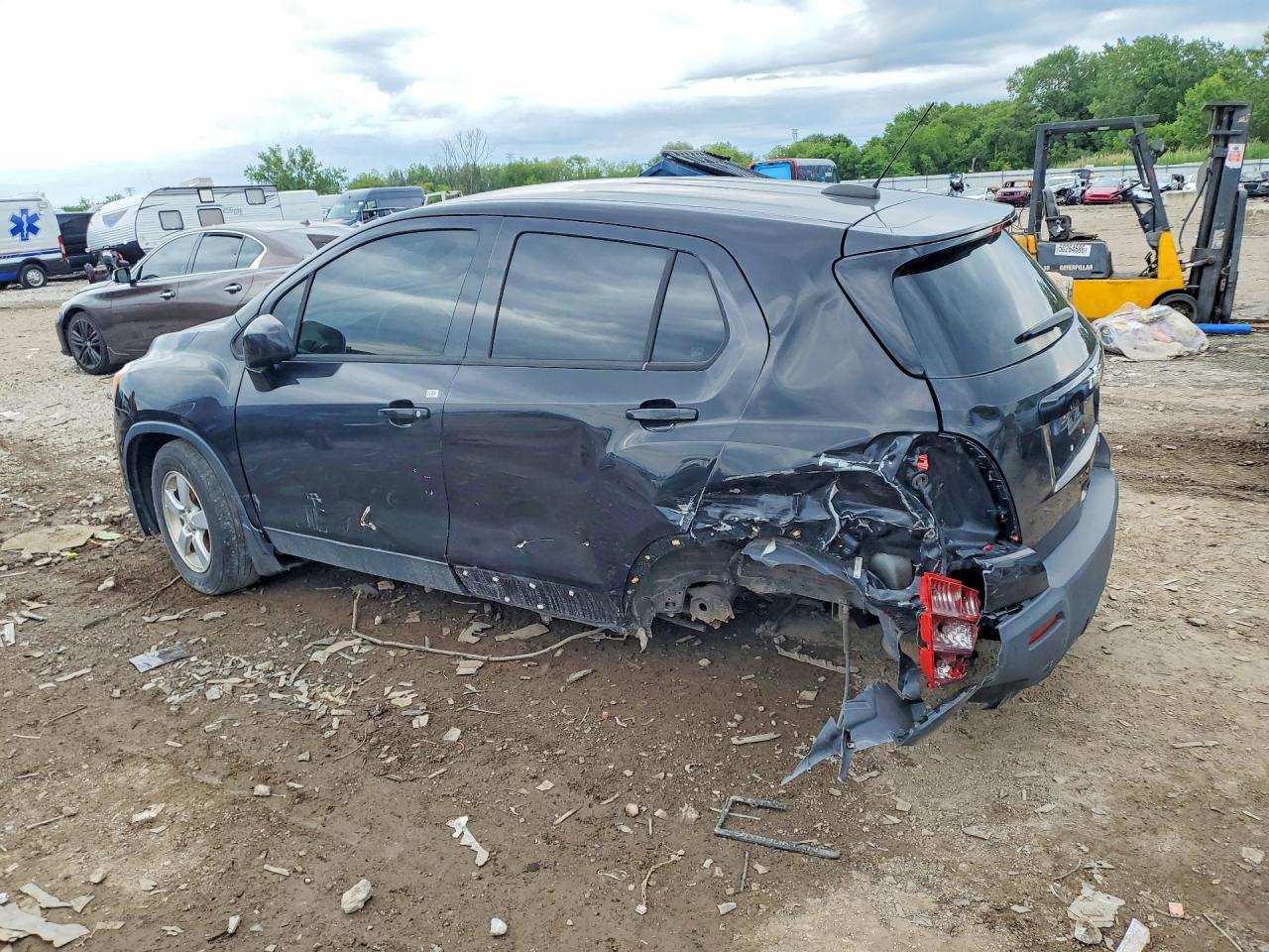 2016 Chevrolet Trax Ls - zdjęcie 2