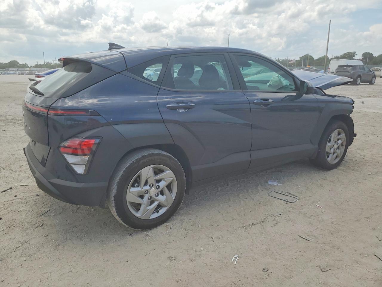 2024 Hyundai Kona Se - zdjęcie 3
