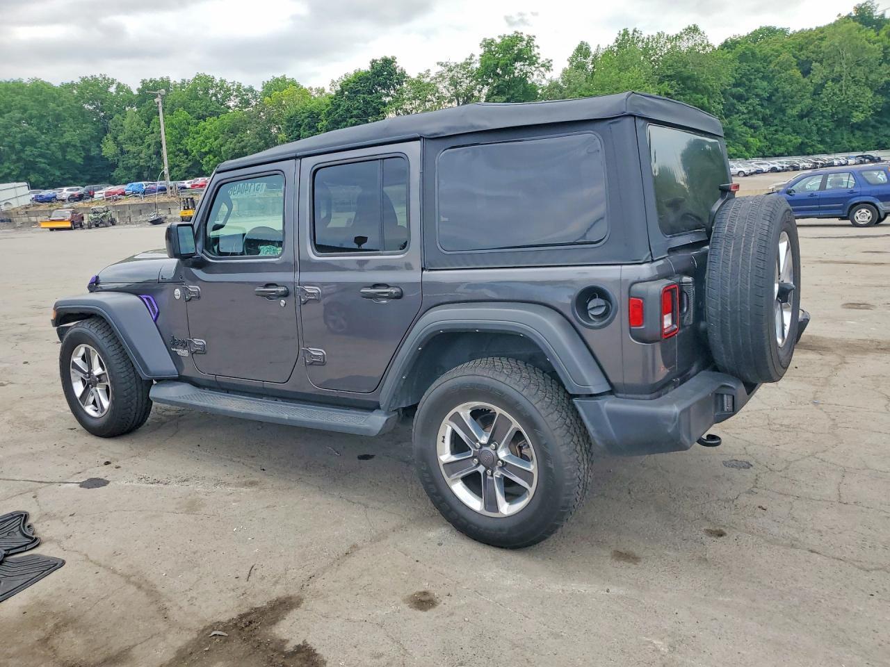 2021 Jeep Wrangler Unlimited Sport - zdjęcie 2