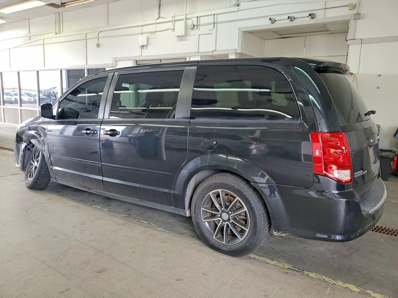 2017 Dodge Grand Caravan Gt - zdjęcie 2