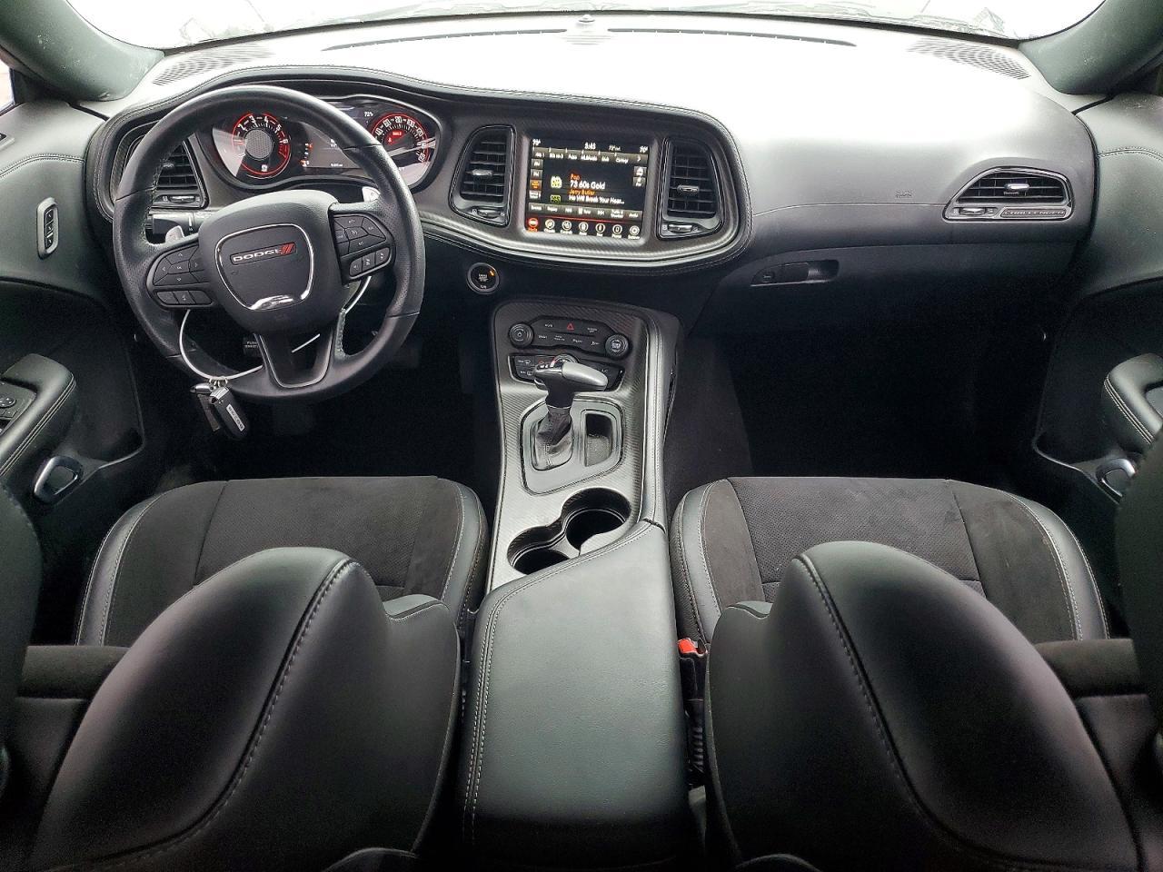 2023 Dodge Challenger Gt - zdjęcie 8