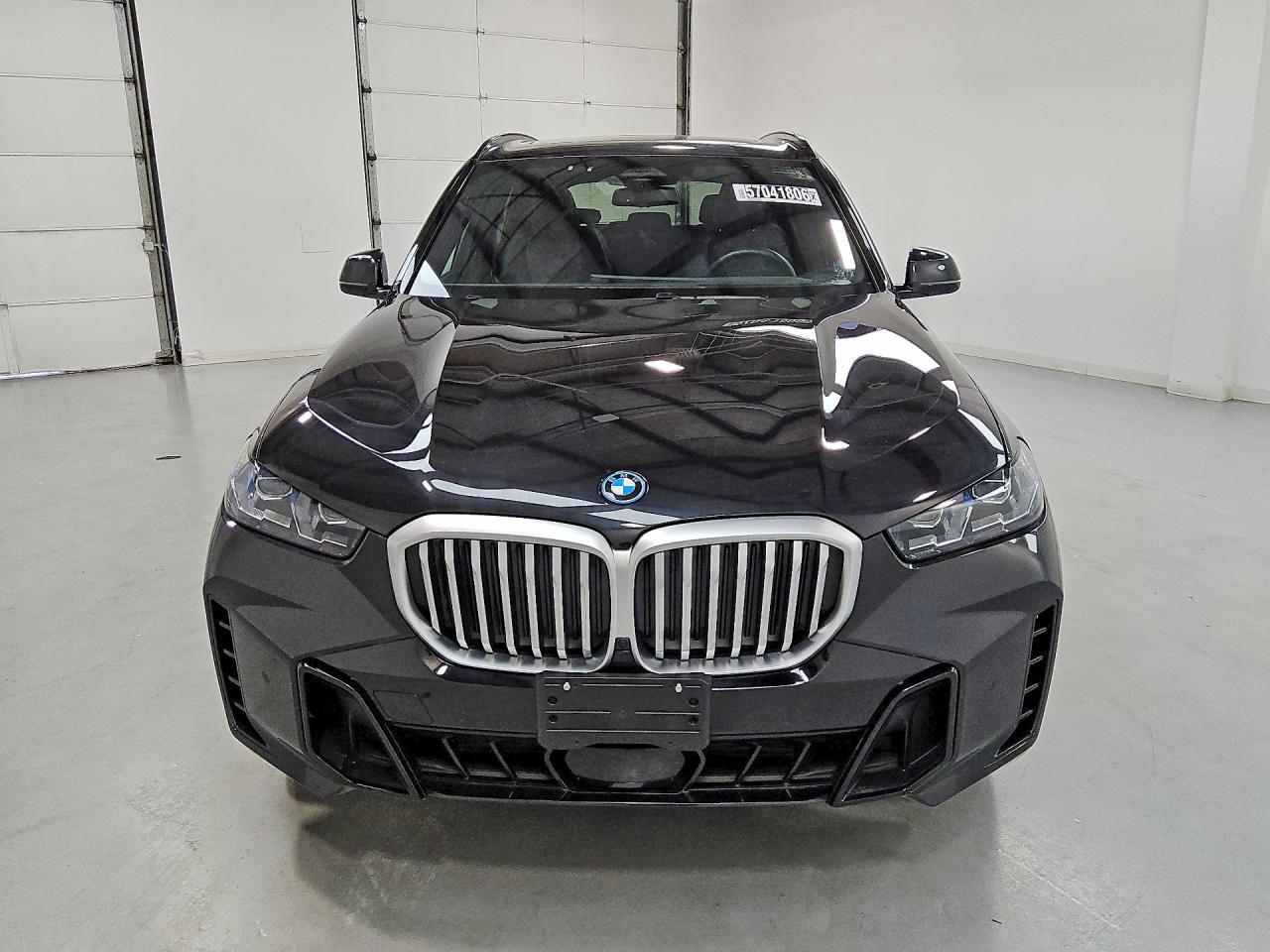 2025 BMW X5 xDrive50E - zdjęcie 5