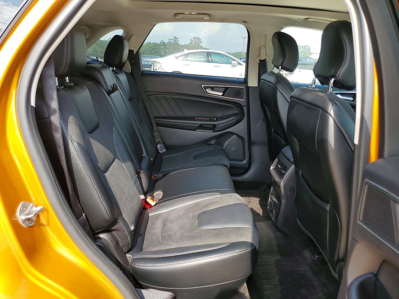 2015 Ford Edge Sport - zdjęcie 11