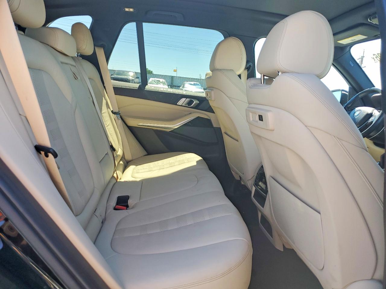 2019 BMW X5 xDrive40I - zdjęcie 11