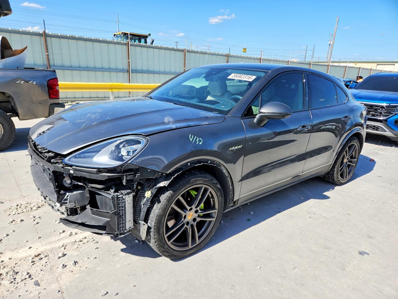 2020 Porsche Cayenne E Hybrid Coupe - zdjęcie główne