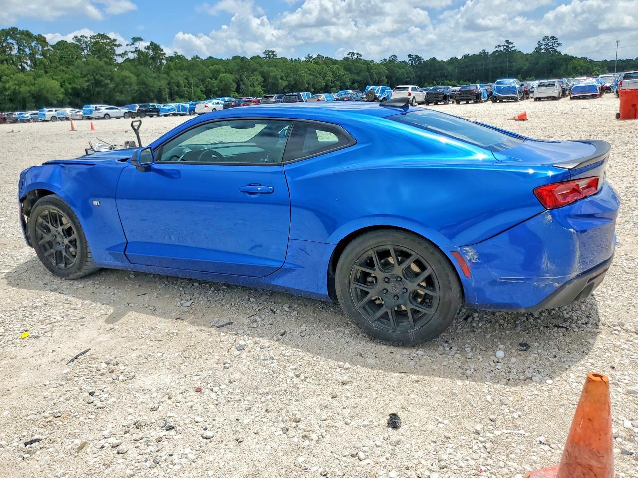 2018 Chevrolet Camaro Lt - zdjęcie 2