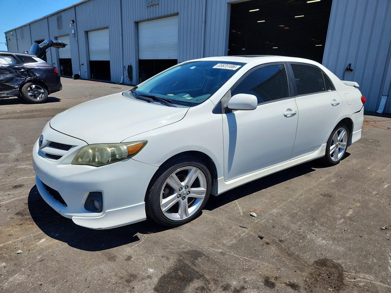 2013 Toyota Corolla S - zdjęcie główne