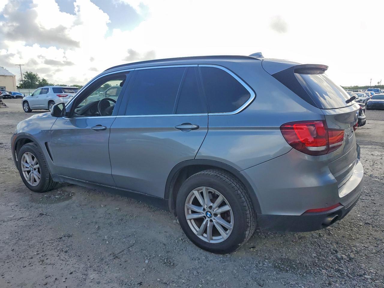 2014 BMW X5 xDrive35I - zdjęcie 2