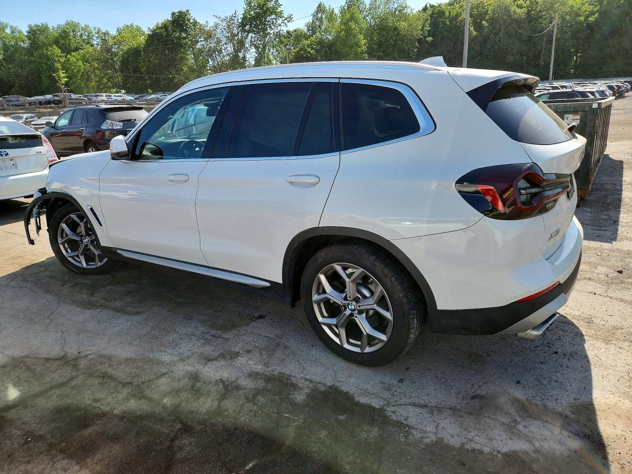 2022 BMW X3 xDrive30I - zdjęcie 2