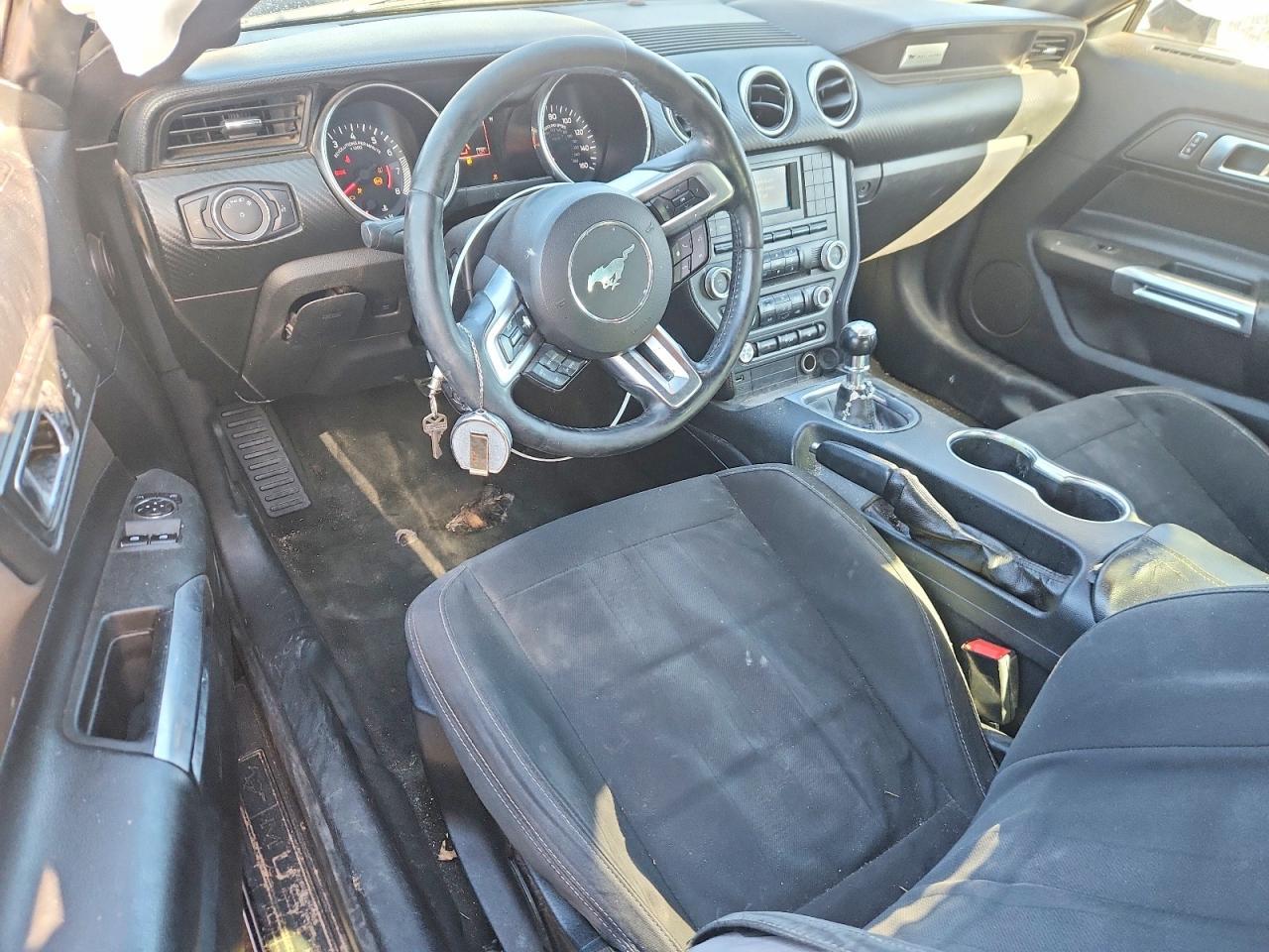 2018 Ford Mustang - zdjęcie 8