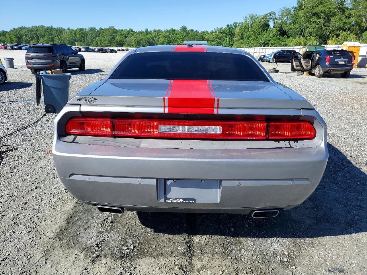 2013 Dodge Challenger Sxt - zdjęcie 6