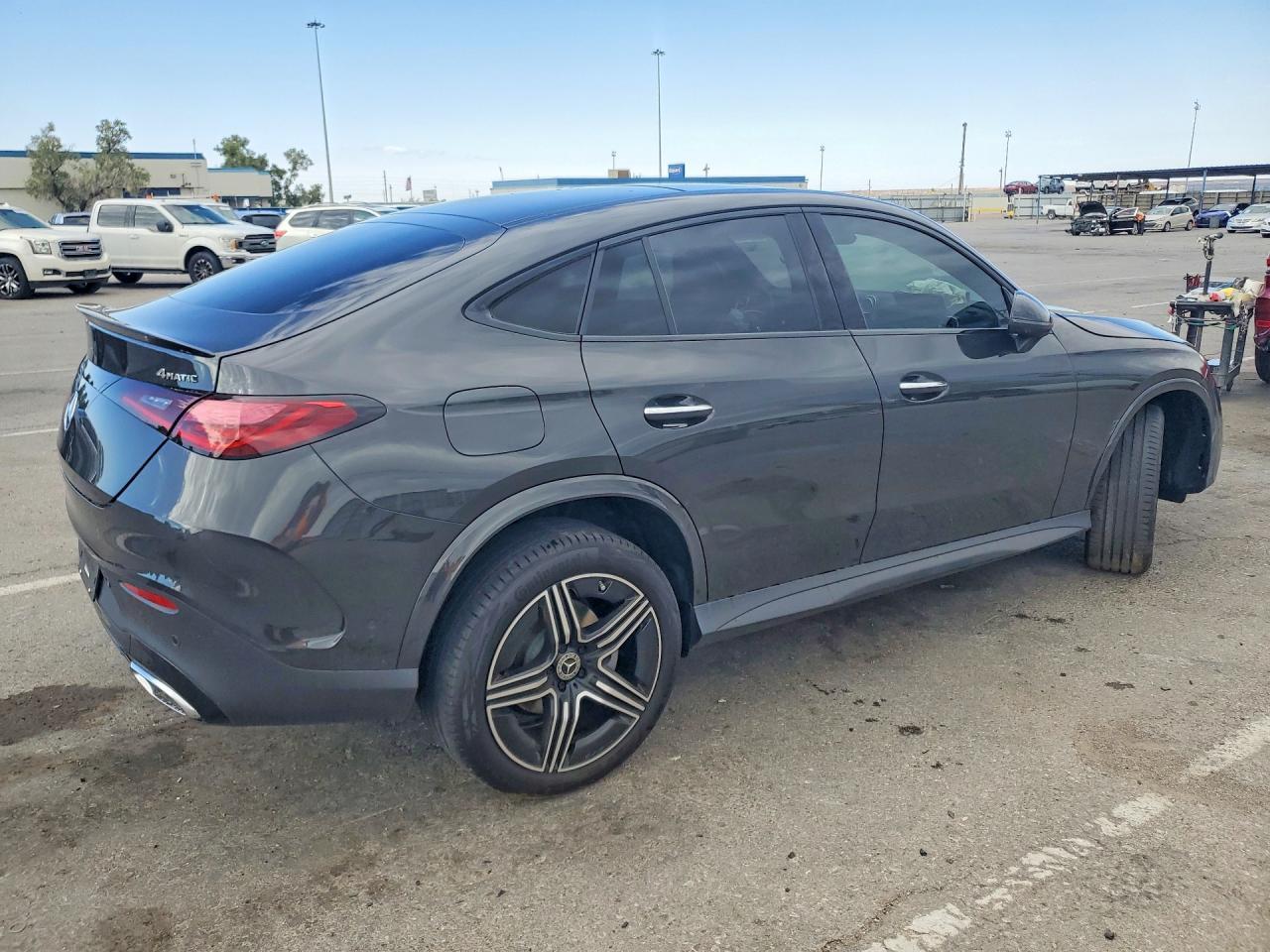 2026 Mercedes-Benz Glc Coupe 300 4Matic - zdjęcie 3