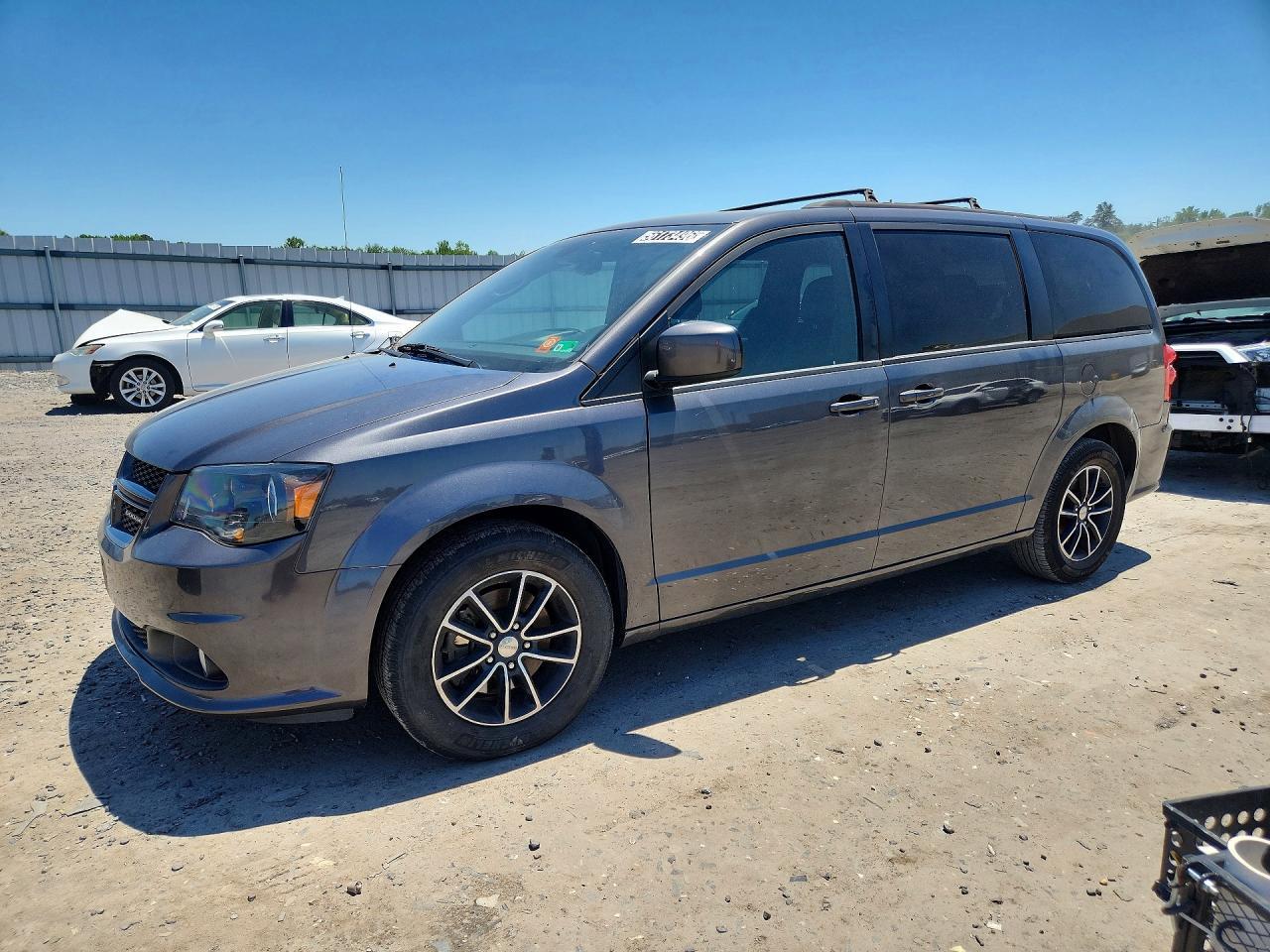 2019 Dodge Grand Caravan Gt - zdjęcie główne