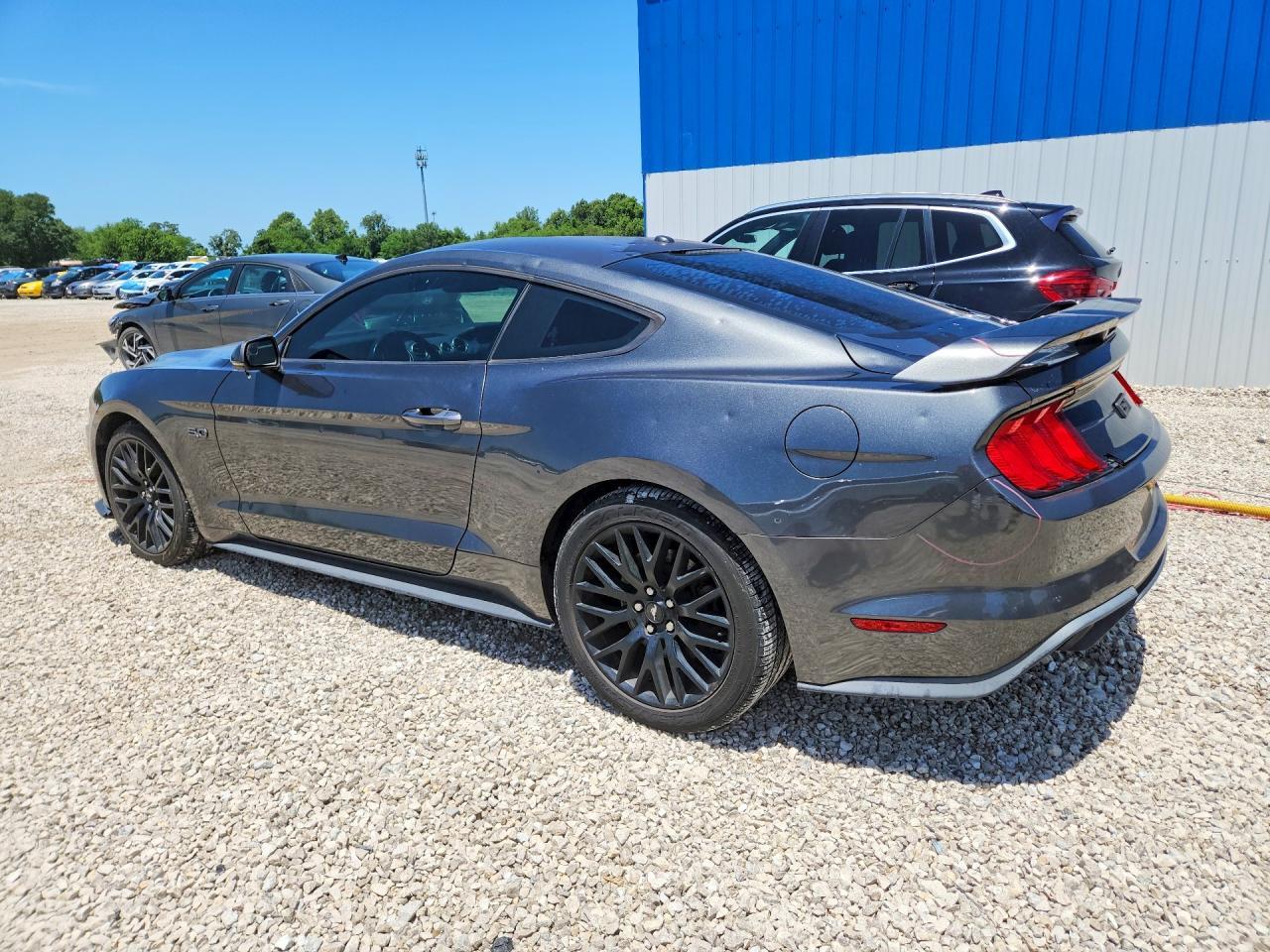 2019 Ford Mustang Gt - zdjęcie 2