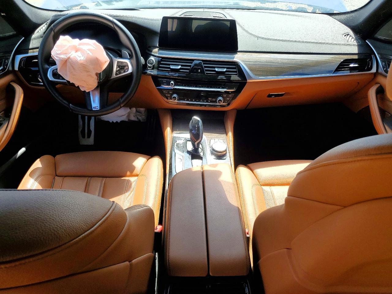 2020 BMW 540 I - zdjęcie 8