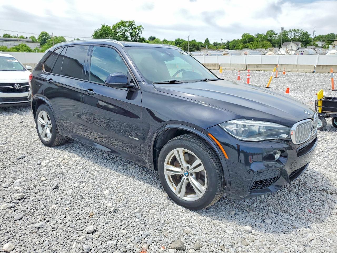 2016 BMW X5 xDrive50I - zdjęcie 4
