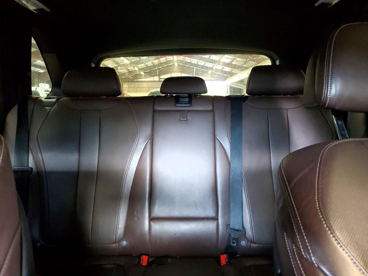 2016 BMW X5 xDrive50I - zdjęcie 10