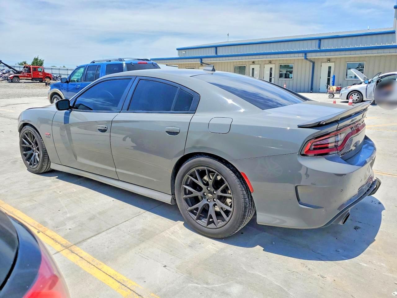 2018 Dodge Charger R - zdjęcie 2