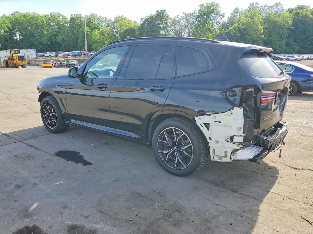 2024 BMW X3 xDrive30I - zdjęcie 2