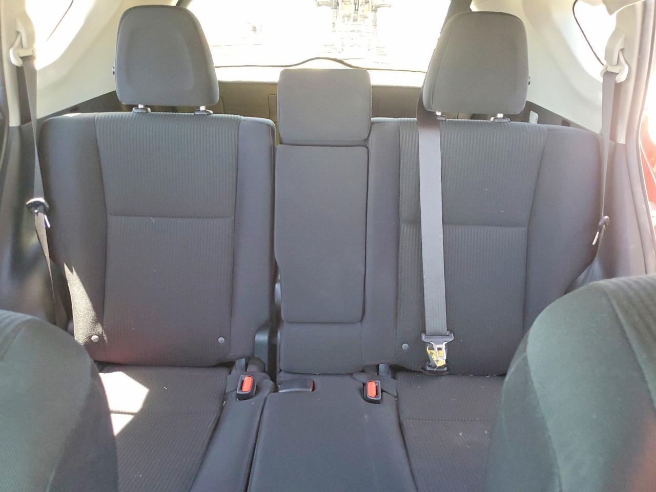 2016 Toyota Rav4 Le - zdjęcie 10
