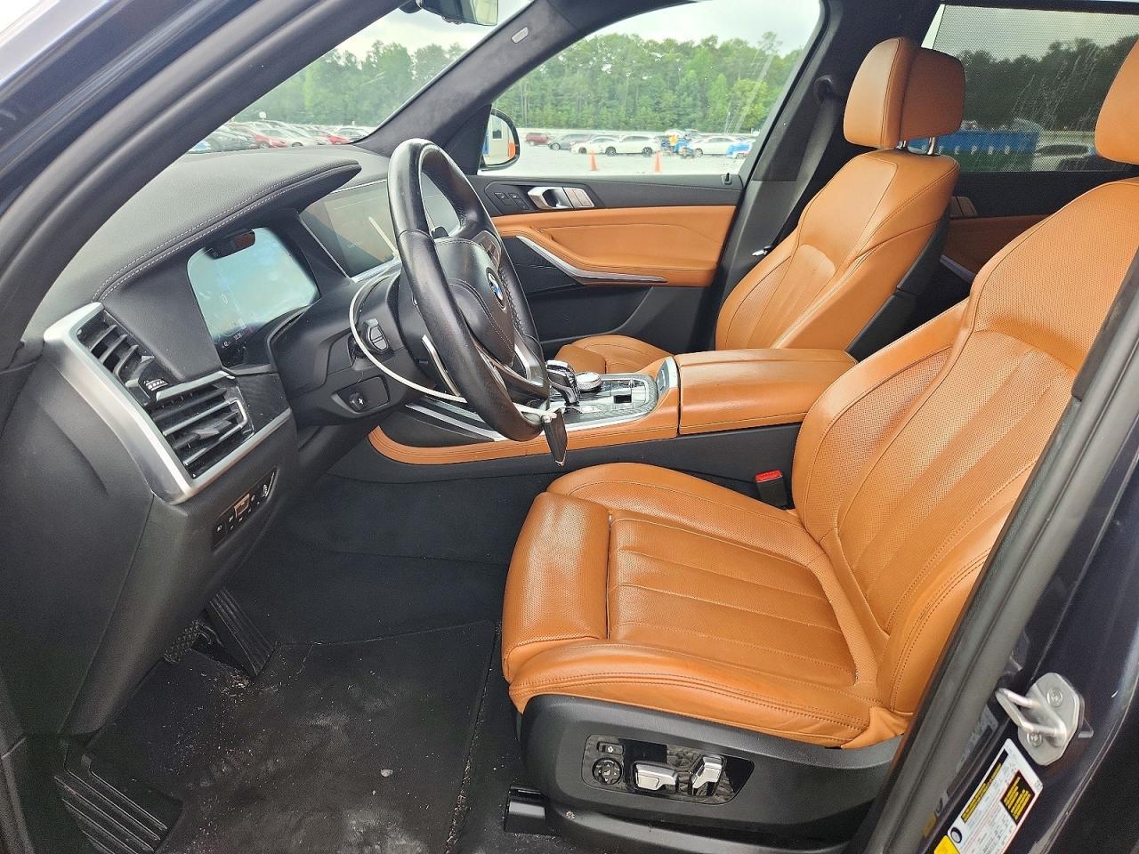 2022 BMW X7 xDrive40I - zdjęcie 7