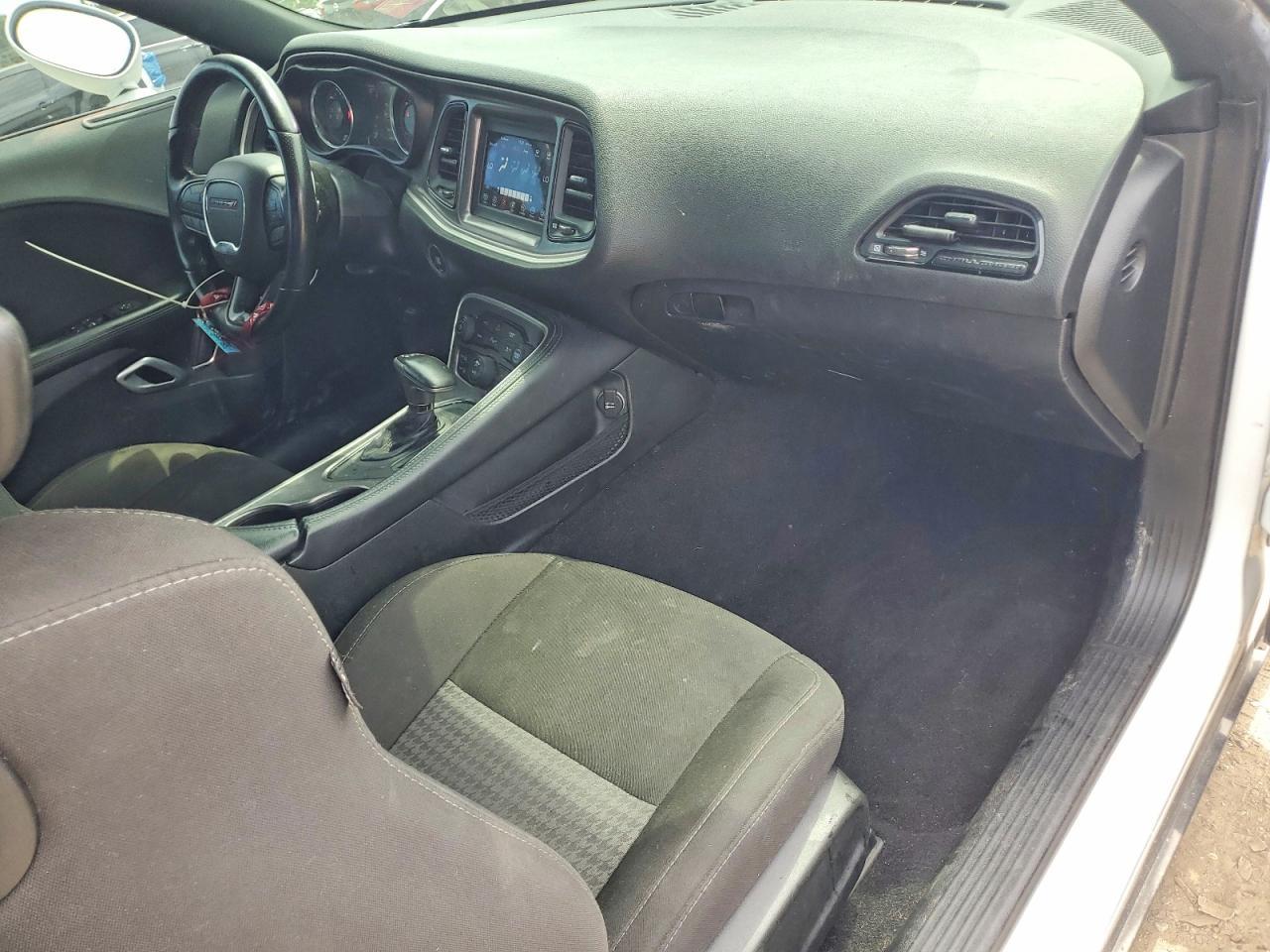 2021 Dodge Challenger R/T - zdjęcie 8