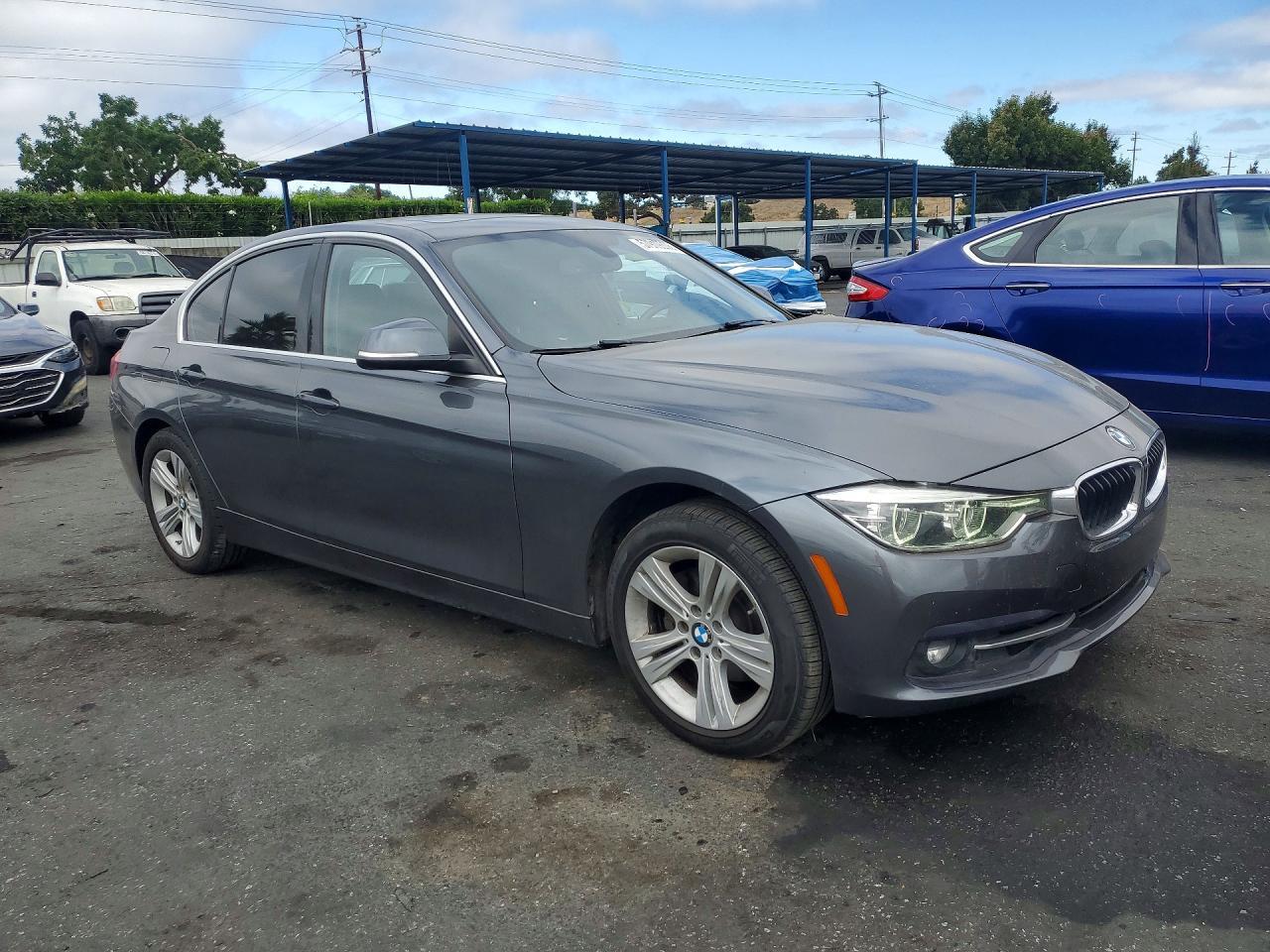 BMW Seria 3 - zdjęcie 4