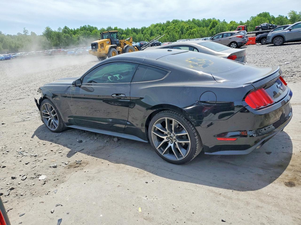 2016 Ford Mustang - zdjęcie 2