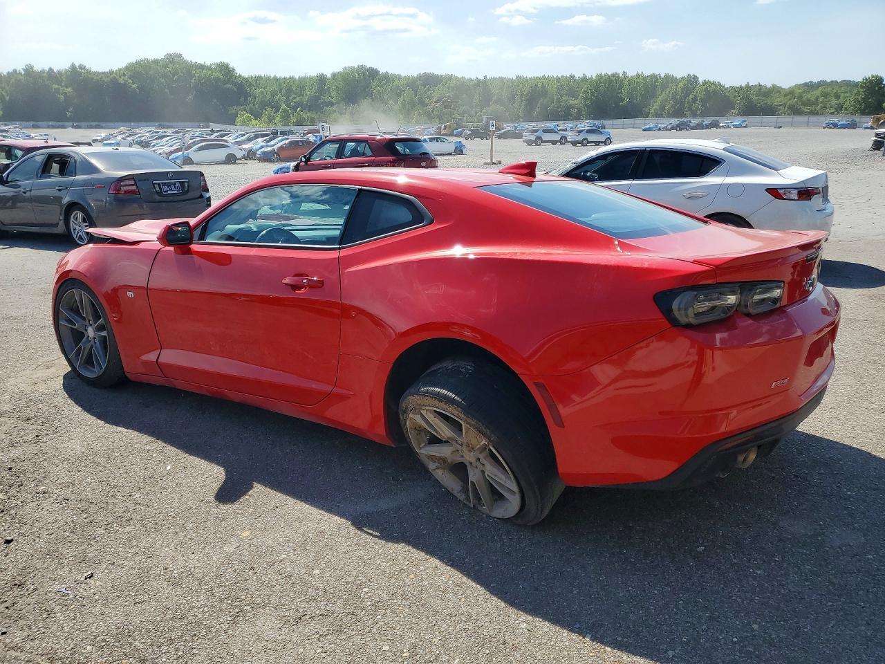 2021 Chevrolet Camaro Lt - zdjęcie 2