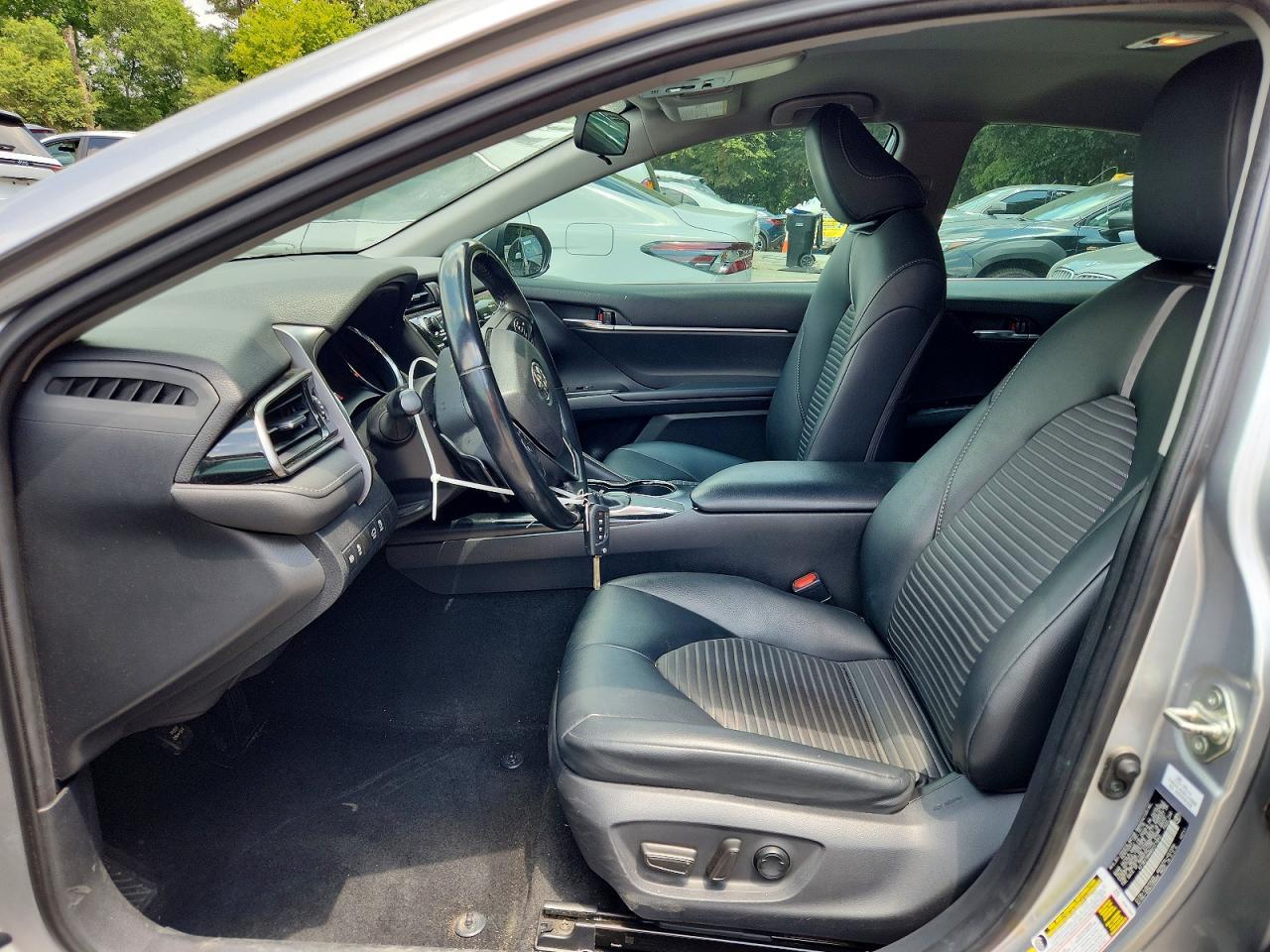 2019 Toyota Camry Se - zdjęcie 7