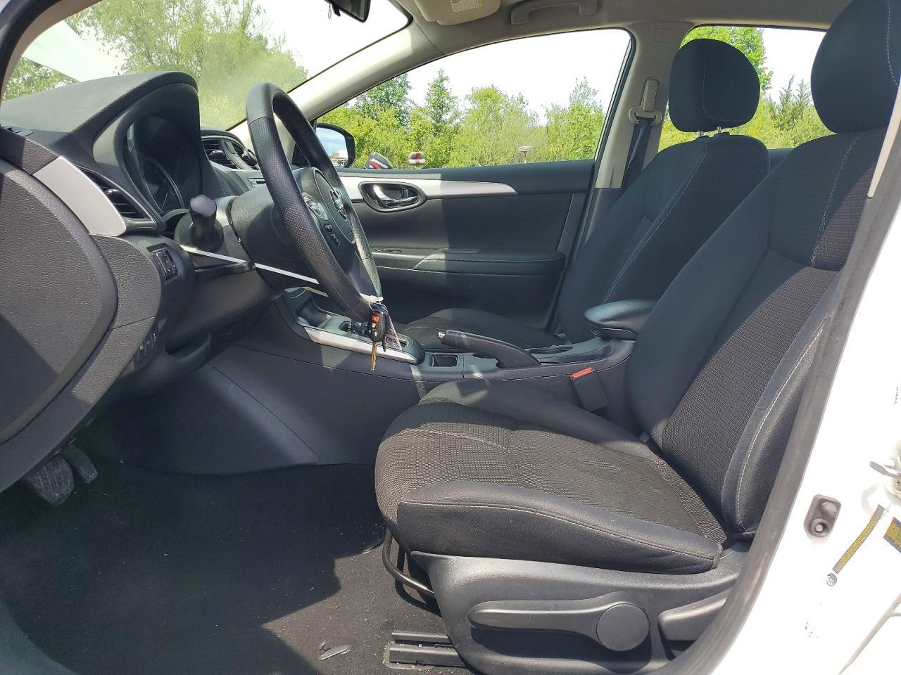 2018 Nissan Sentra S - zdjęcie 7