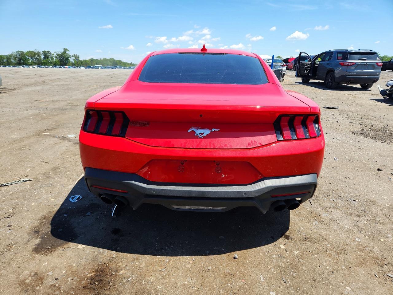 2026 Ford Mustang - zdjęcie 6