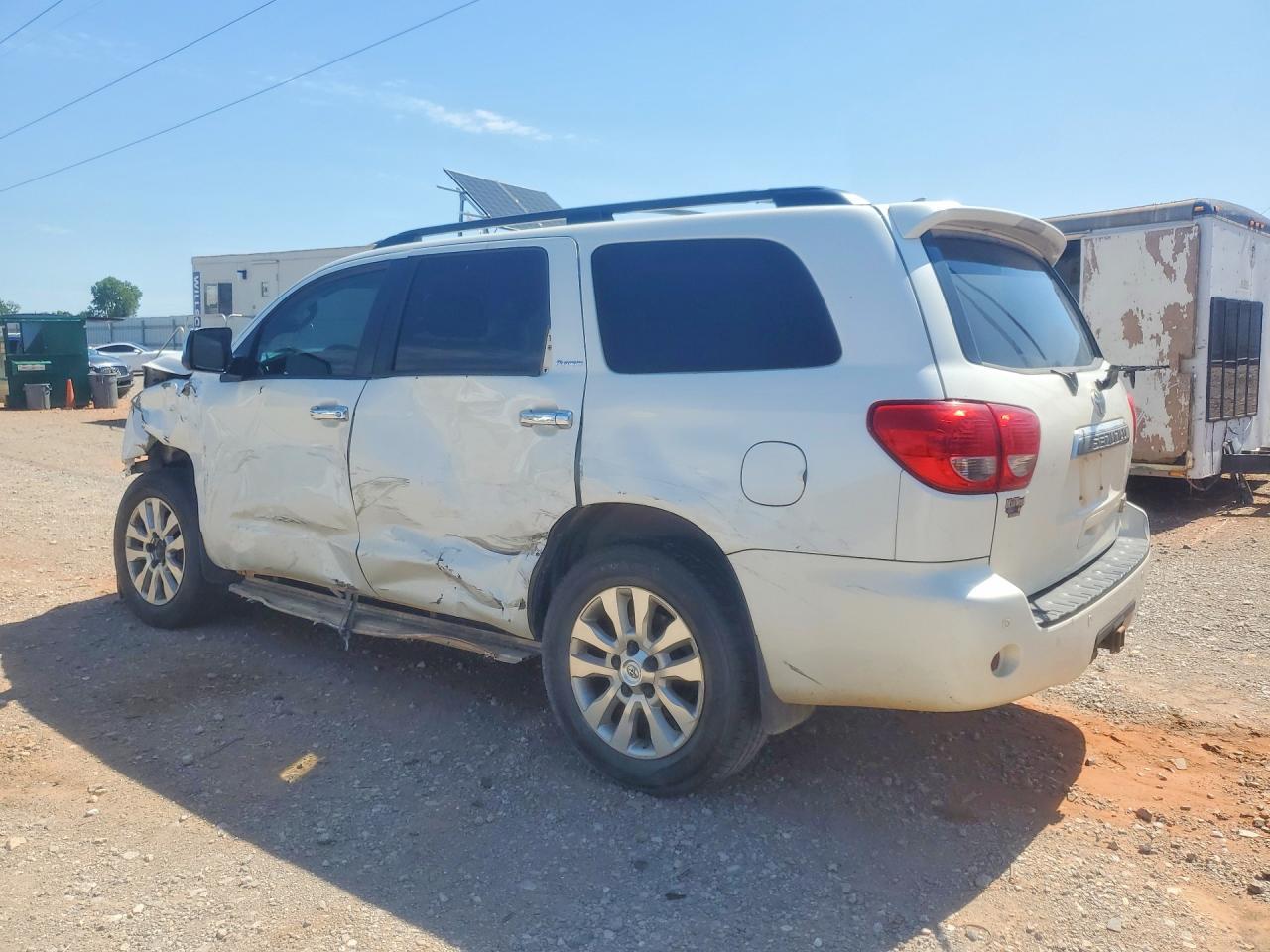 2013 Toyota Sequoia Platinum - zdjęcie 2