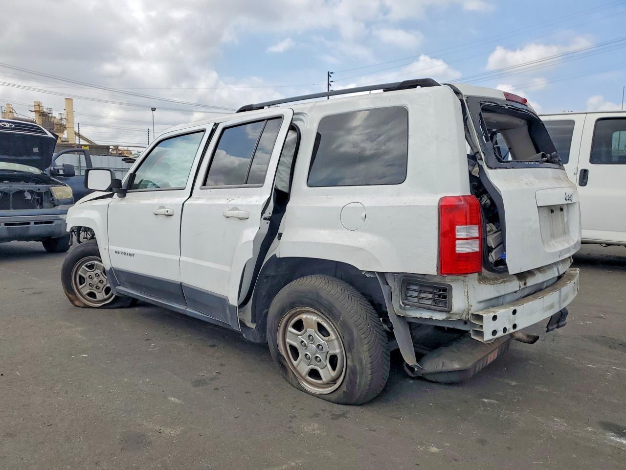 2014 Jeep Patriot Sport - zdjęcie 2