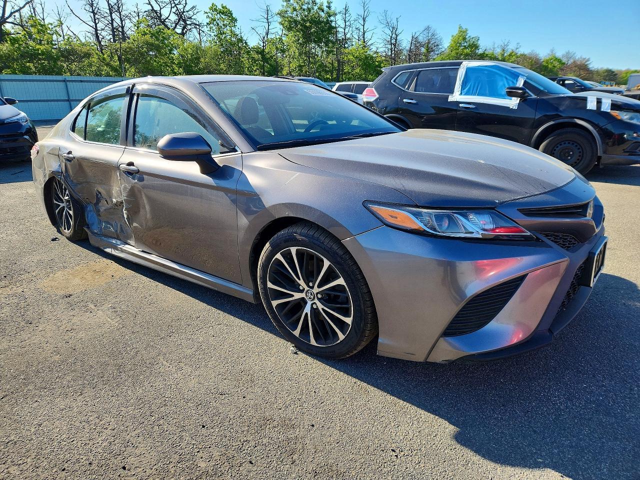 2019 Toyota Camry Se - zdjęcie 4