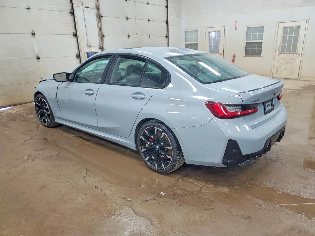 2025 BMW M340Xi - zdjęcie 2