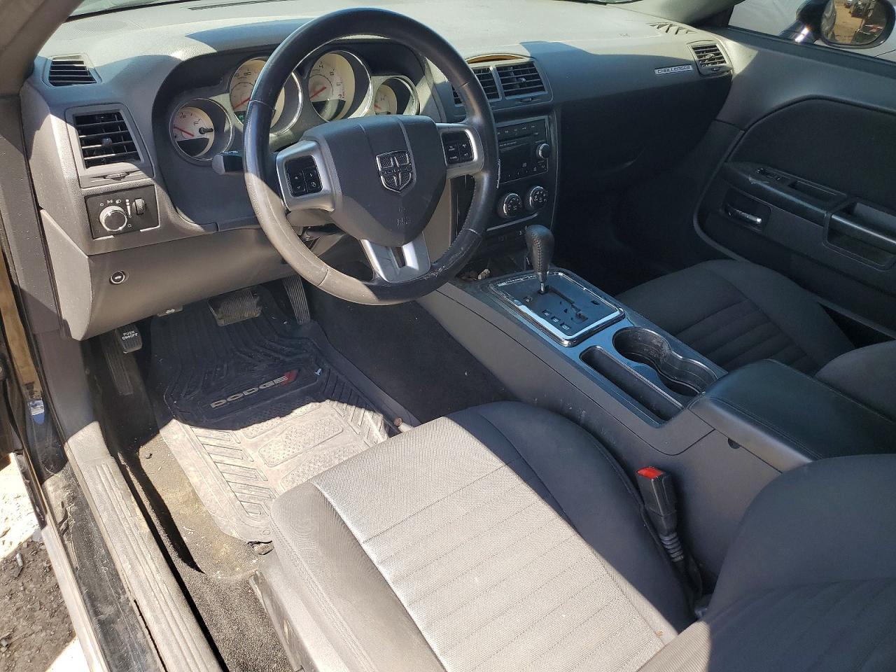 2014 Dodge Challenger Sxt - zdjęcie 8