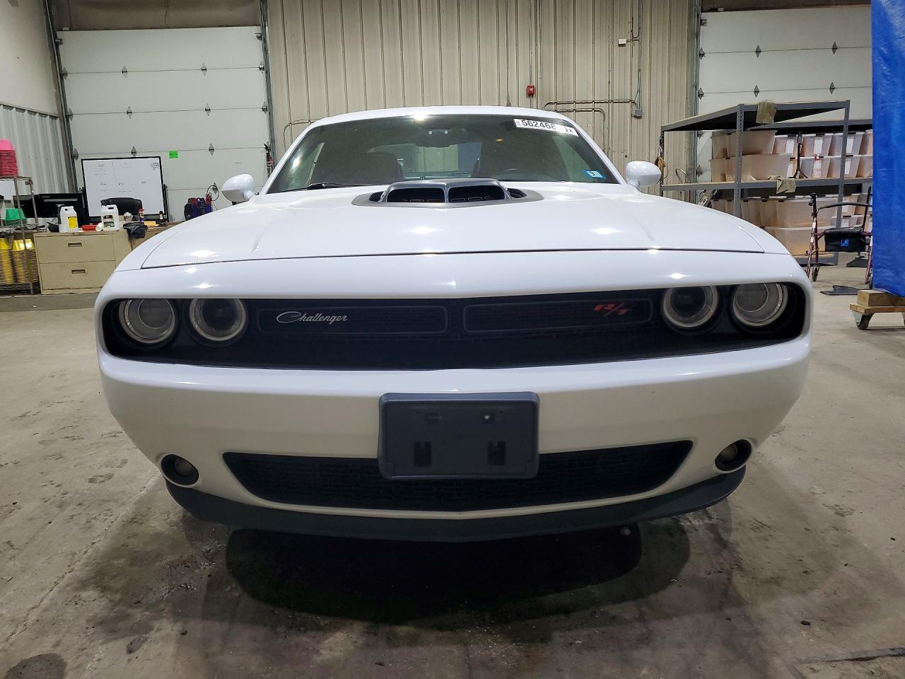 2016 Dodge Challenger R - zdjęcie 5