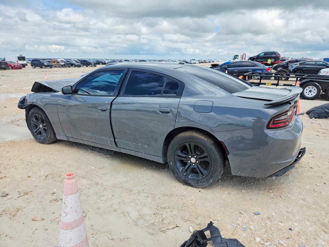 2018 Dodge Charger Sxt Rwd - zdjęcie 2