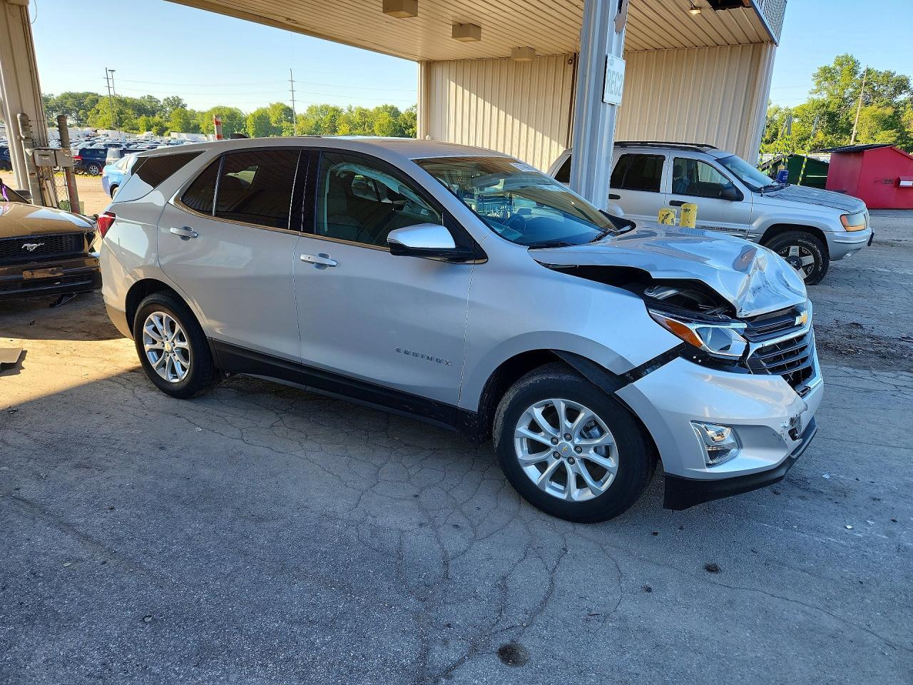 2018 Chevrolet Equinox Lt - zdjęcie 4