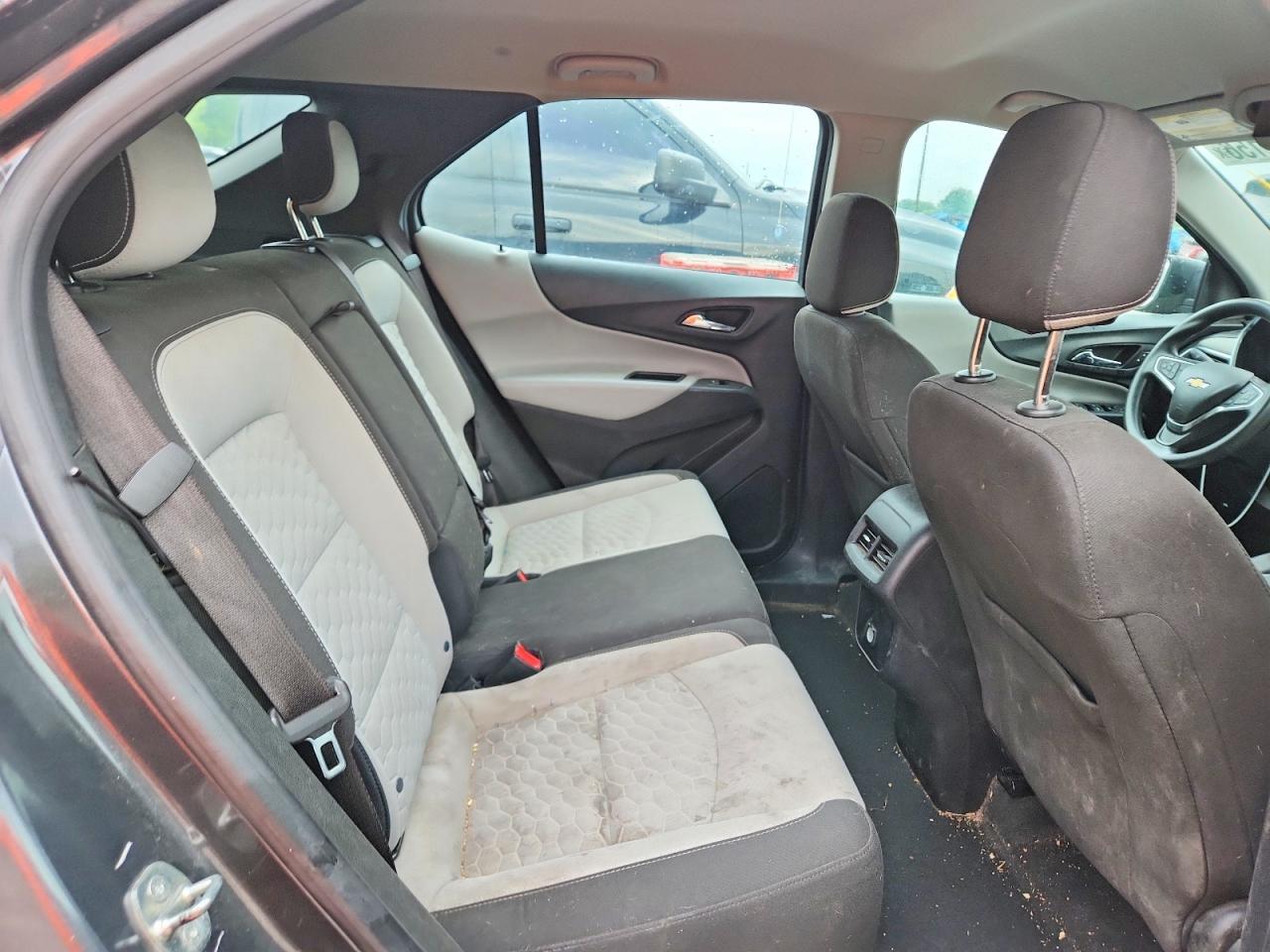 2018 Chevrolet Equinox Ls - zdjęcie 11