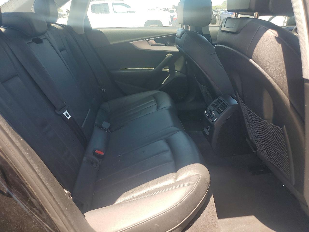 2018 Audi A4 Premium - zdjęcie 10