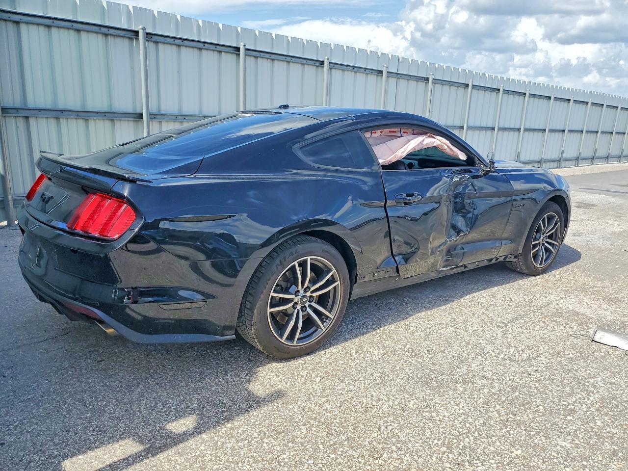 2017 Ford Mustang Gt - zdjęcie 3