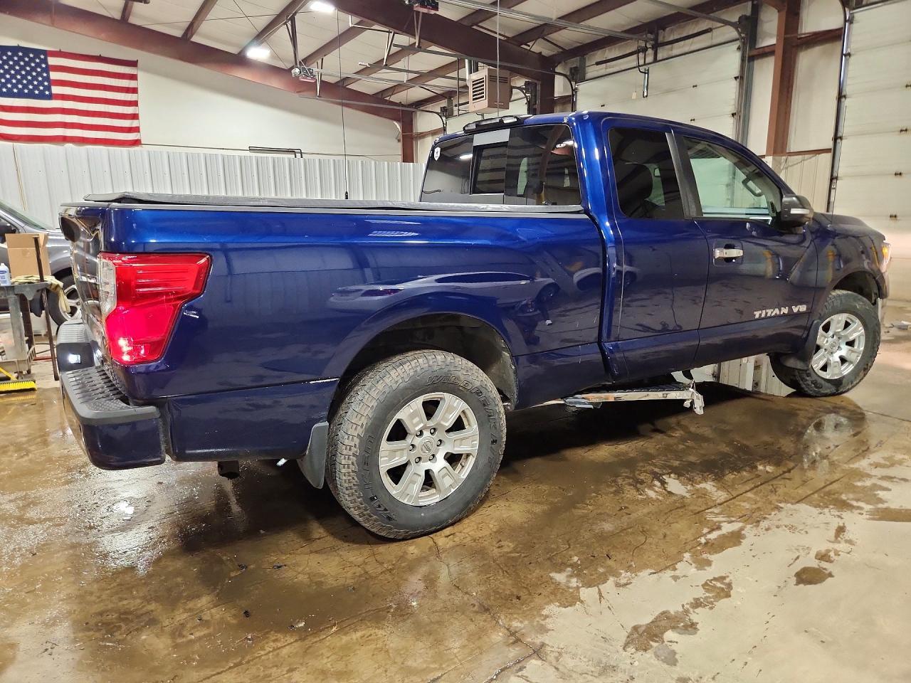 2018 Nissan Titan Sv - zdjęcie 3