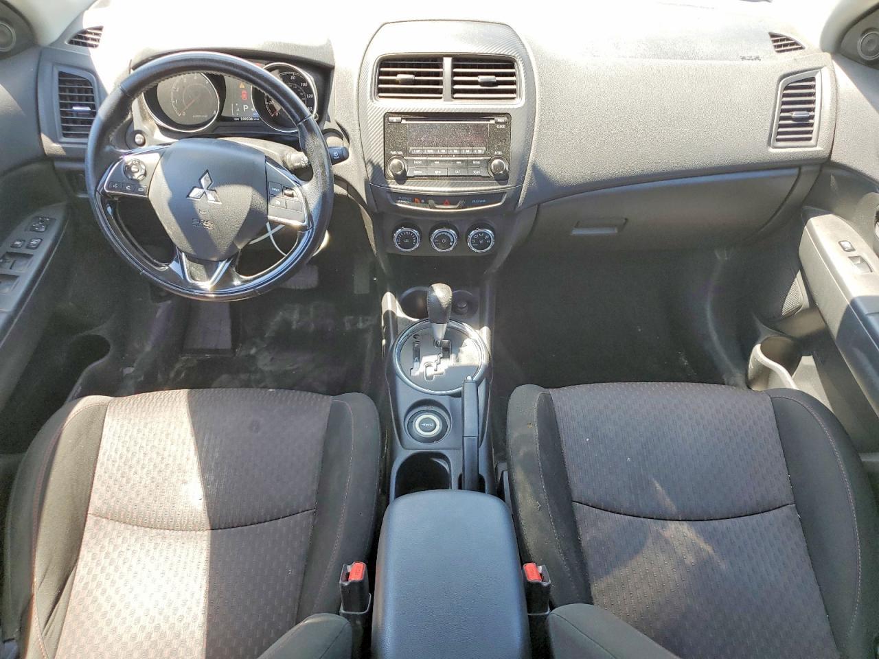 2017 Mitsubishi Outlander Sport Es - zdjęcie 8