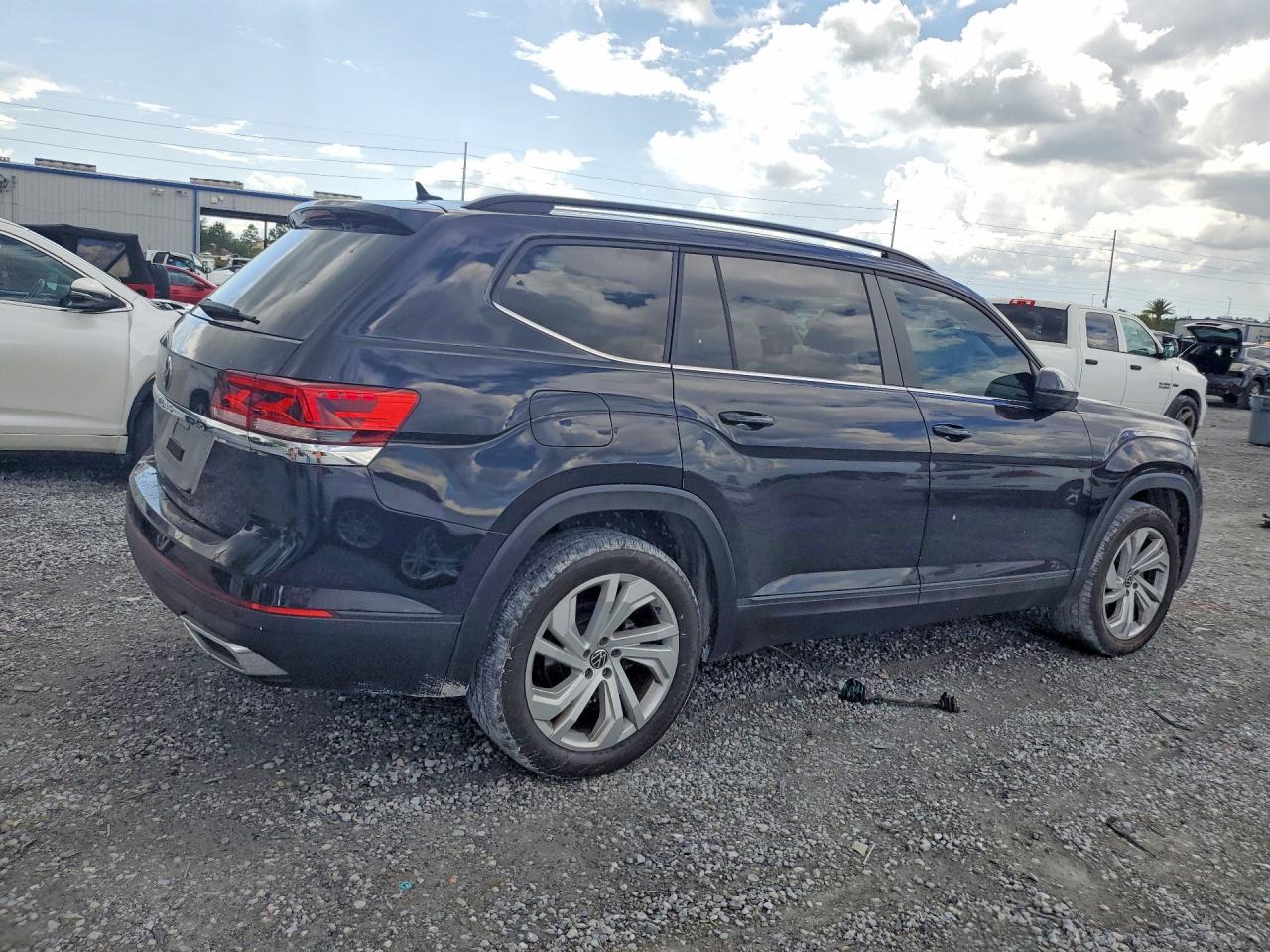 2021 Volkswagen Atlas Se - zdjęcie 3