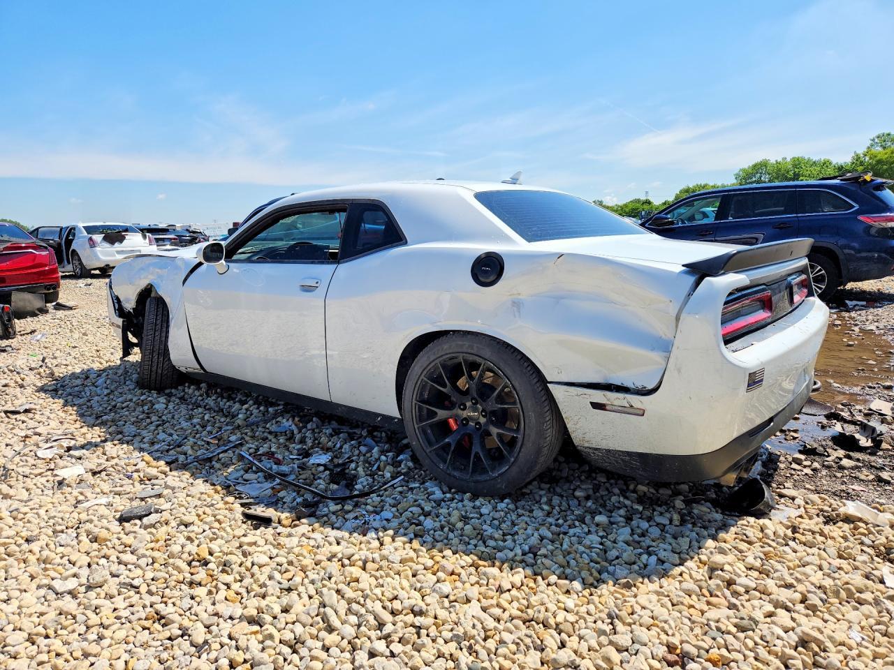 2016 Dodge Challenger Srt Hellcat - zdjęcie 2